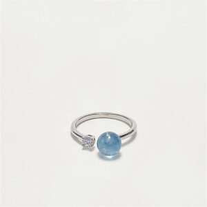 Aquamarine Silver Ring: Oceanic Calm & Elegant Healing